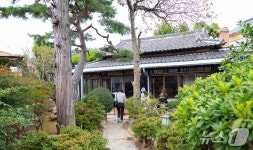 광복 80주년, 역사와 마주하는 여행…50곳 태극기 찾기 나서볼까