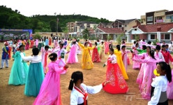北, 고성군 봉죽농장·순학농장 새집들이 경사 열려