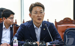 권대영 부위원장, 석유화학 사업재편 금융권 간담회 모두발언