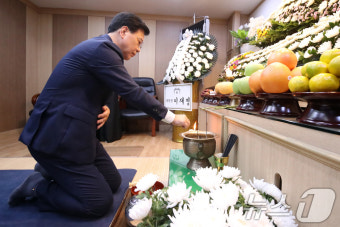 무궁화호 열차사고 희생자 조문하는 송언석 비대위원장