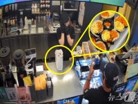 제가 그 단골 여학생 아빠…손수 싼 김밥에 카페 사장 눈물 왜?