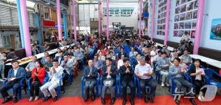 주차 해소·문화공간·주민참여 세마리 토끼잡은 제천 내토전통시장