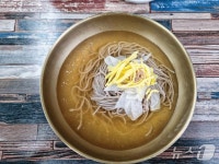 평양냉면·막국수에서 평화를 찾았죠…메밀순례단 아시나요