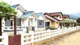 北 전천군 운송농장 새집들이 진행…행복의 보금자리