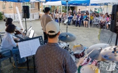 증평 요양보호사마을 물들인 초가을 문화공연