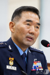 인사청문회 출석해 답하는 진영승 합참의장 후보자