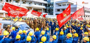 北 신의주 온실농장 건설 청년들 고결한 충성심과 애국의 열정