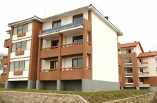 문덕군 입석농장에 건설된 새 주택들