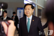 G20 재무장관회의 참석하러 출국하는 구윤철 부총리