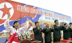 北 백암군 양곡농장·증산농장 살림집 입사모임