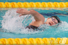 수영 황선우·김우민, 전국체전 계영 800m 대회 신기록 합작