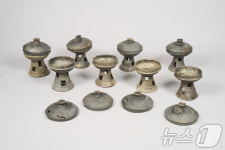 국가유산청, 경주 황남동 1호 목곽묘서 토기류 출토