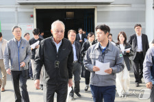 한경협 과외받은 中企 성과 톡톡…류진 회장 감개무량(종합)
