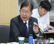 [국감]질의하는 이상식 의원