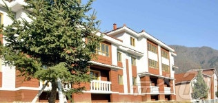 北 김정숙군 신상농장·삼서농장에 새로 일떠선 문화주택