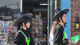 K-디저트에 푹 빠진 외국인 관광객…경주 십원빵 등 인기