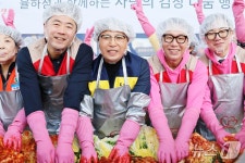 롯데아울렛 율하점 사랑의 김장김치 나눔 행사