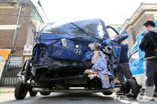 부천 제일시장에 돌진한 트럭