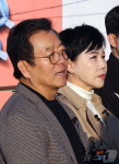 발언하는 이기영