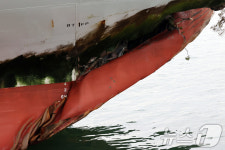 파손된 퀸제노비아2호 선두