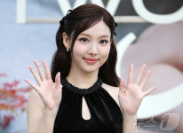 트와이스 나연, 사랑스러운 눈빛