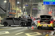 충주서 음주단속 피해 도망가다 차량 3대 들이받은 30대 입건