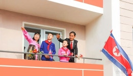 北 희천시 송지농장 근로자들 새 주택 입주 시작