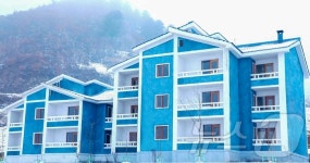 北, 만포시 건하농장에 새 살림집 건설…인민들의 넘치는 웃음소리