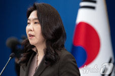 강유정 대변인 '위험직무 순직 유가족 초청 오찬 관련 브리핑'