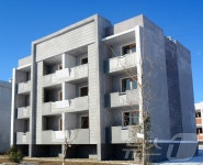 北 공업도시 함흥시의 자랑 더해주는 새집들이 경사