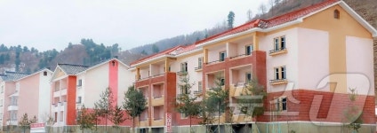 북한 전천군에 건설된 새 살림집들