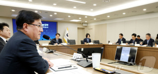 기후에너지환경부 산하기관 업무보고 발언하는 김성환 장관
