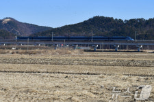 포항 들녘 달리는 동해선 KTX-이음 열차