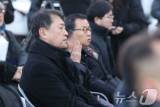 벌써 49일…광주대표도서관 붕괴사고