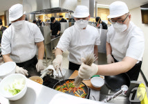 2작사 최고 조리병을 찾아라