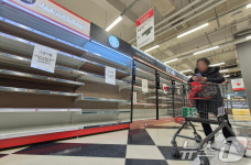 폐업 사흘 앞둔 홈플러스 안산고잔점