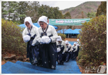 광양 백운산 고로쇠 약수제 10일 옥룡면 약수제단에서