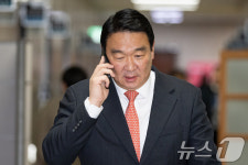 상임전국위 참석하는 정희용 국민의힘 사무총장