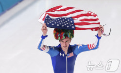 조던 스톨츠, 스피드스케이팅 남자 1000m 금메달