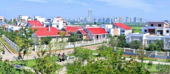 北 “어머니당 영도 아래 수많은 농촌마을 변모”…력포구역 소신남새농장마을 조명