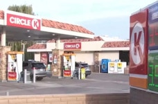 손님이 계산 않고 간 복권…185억 1등 매장 편의점 직원 내가 샀다 주장