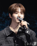 데뷔 소감 말하는 튜넥스 성준