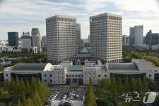 정부대전청사서 화재 진압용 가스 누출…직원 대피 소동