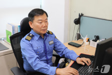 설인데 조용하네…난방 끊긴 냉골 쓰러진 모녀 살린 해경 부부