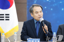 발언하는 박규환 최고위원