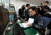 한국석유관리원, 서울 시내 주유소 휘발유와 경유 수급상황 점검