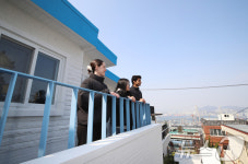 부산항이 한눈에…외국인 유학생 기숙사로 변신한 빈집