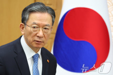 정성호 법무부 장관, 국무회의 참석