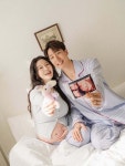 나비, 만삭 D라인 공개…둘째 출산 앞두고 남편과 화보 [N샷]