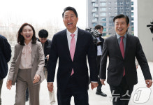 오세훈 서울시장, 방배동 시니어시설 현장 방문